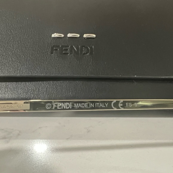 FENDI ROMA AMOR 59mm AVIATOR SUNGLASS W/HOLOGRAPH INSIGNIA! GORGEOUS - Picture 9 of 12